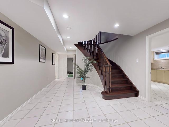 131 Pemberton Rd, House detached with 4 bedrooms, 4 bathrooms and 8 parking in Richmond Hill ON | Image 19