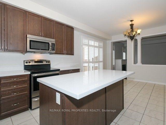1 Nott Dr, House detached with 4 bedrooms, 4 bathrooms and 2 parking in Ajax ON | Image 17