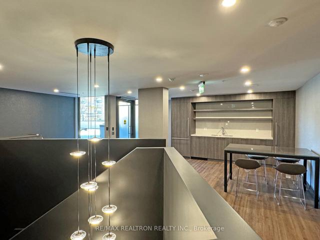 1206 - 2525 Bathurst St, Condo with 1 bedrooms, 1 bathrooms and 1 parking in Toronto ON | Image 13