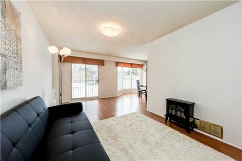 80 Markville Rd, House attached with 3 bedrooms, 2 bathrooms and 1 parking in Markham ON | Image 3