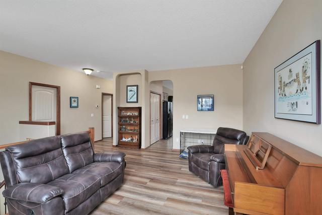 142 Jenner Crescent, House detached with 5 bedrooms, 3 bathrooms and 2 parking in Red Deer AB | Image 7