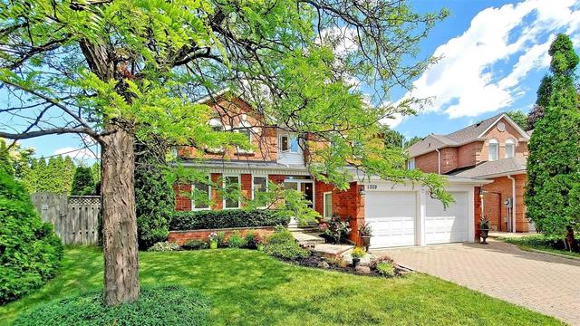 1359 Saddler Circ, House detached with 4 bedrooms, 4 bathrooms and 4 parking in Oakville ON | Image 12