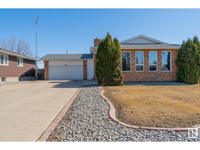 4121 49 St, House detached with 4 bedrooms, 2 bathrooms and null parking in Vegreville AB | Image 5