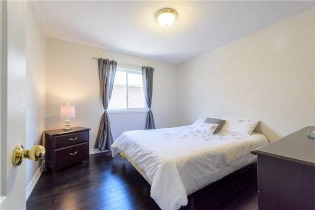 3448 Sunlight St, House detached with 4 bedrooms, 4 bathrooms and 2 parking in Mississauga ON | Image 13