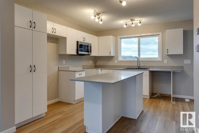 17624 62 St Nw, House detached with 3 bedrooms, 2 bathrooms and 2 parking in Edmonton AB | Image 9