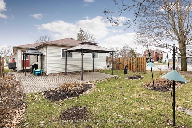 42 Assiniboine Dr, House detached with 3 bedrooms, 2 bathrooms and 5 parking in Barrie ON | Image 14