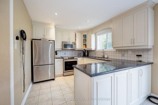 64 Patrick Blvd, House detached with 3 bedrooms, 3 bathrooms and 4 parking in Toronto ON | Image 4