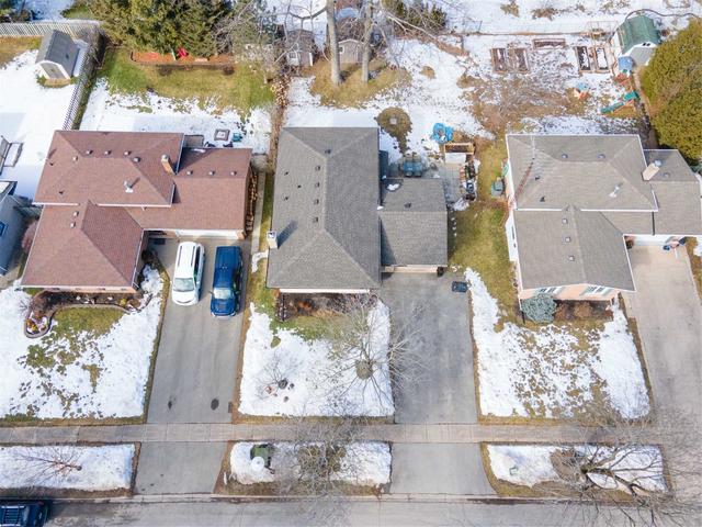 5 Spruceside Cres, House detached with 3 bedrooms, 2 bathrooms and 5 parking in Pelham ON | Image 27