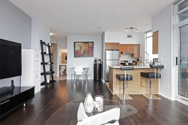 3103 - 219 Fort York Blvd, Condo with 2 bedrooms, 2 bathrooms and 1 parking in Toronto ON | Image 24