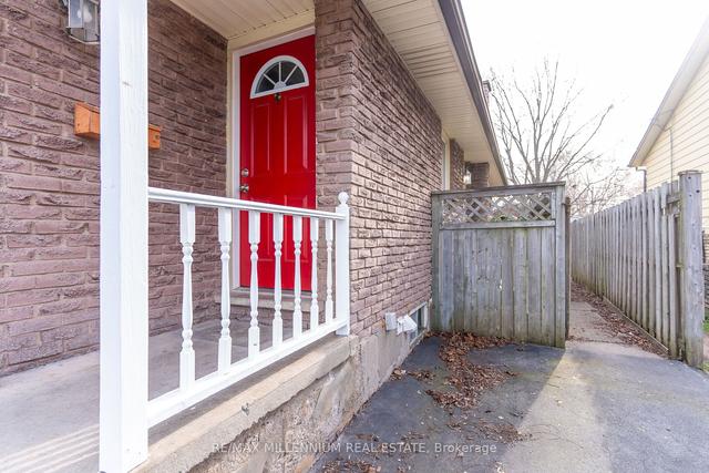 8419 Lamont Ave W, House semidetached with 5 bedrooms, 2 bathrooms and 4 parking in Niagara Falls ON | Image 23