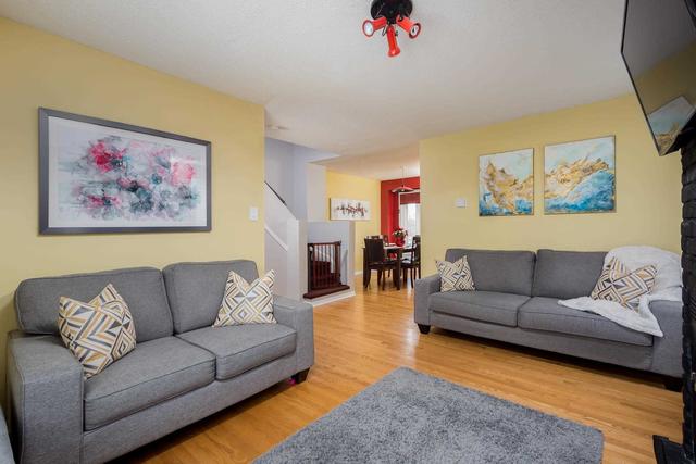 58 Elmvale Ave, House attached with 3 bedrooms, 2 bathrooms and 3 parking in Brampton ON | Image 38