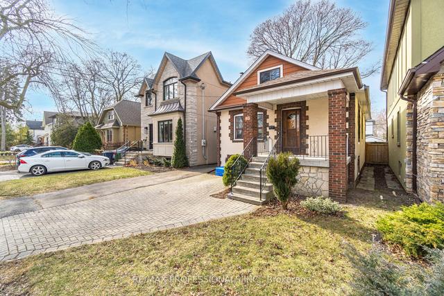 46 Clissold Rd, House detached with 3 bedrooms, 2 bathrooms and 2 parking in Toronto ON | Image 36