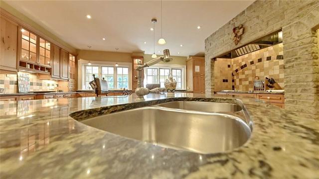 4998 Tenth Line, House detached with 7 bedrooms, 7 bathrooms and 37 parking in Erin ON | Image 6