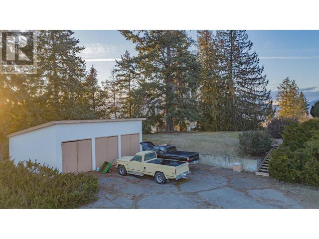 3975 Todd Road, House detached with 4 bedrooms, 2 bathrooms and 10 parking in Kelowna BC | Image 65