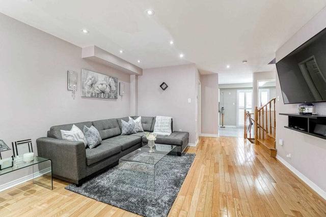 24 Cesna Ave, House attached with 3 bedrooms, 4 bathrooms and 1 parking in Vaughan ON | Image 28