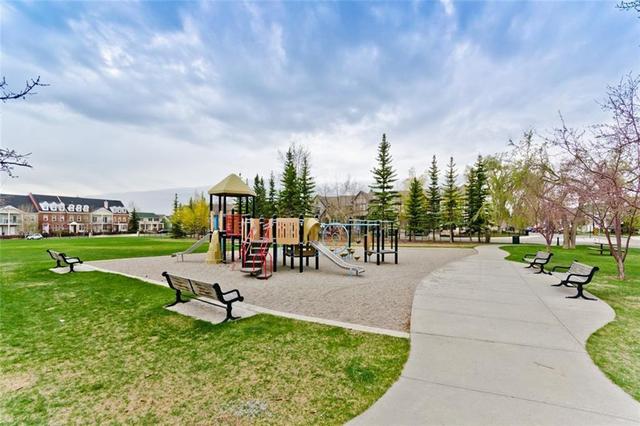5 Lewis Mackenzie Place Sw, Home with 3 bedrooms, 3 bathrooms and 3 parking in Calgary AB | Image 28