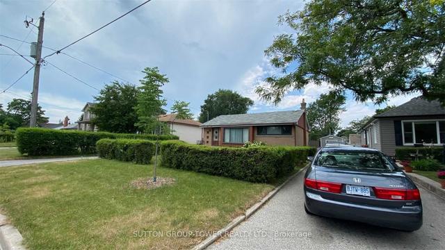150 Dorset Rd, House detached with 2 bedrooms, 1 bathrooms and 5 parking in Toronto ON | Image 17