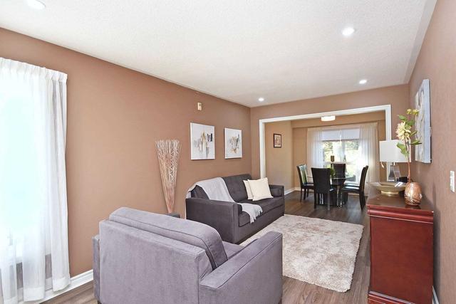 8 Heathcliffe Sq, Townhouse with 3 bedrooms, 3 bathrooms and 2 parking in Brampton ON | Image 30