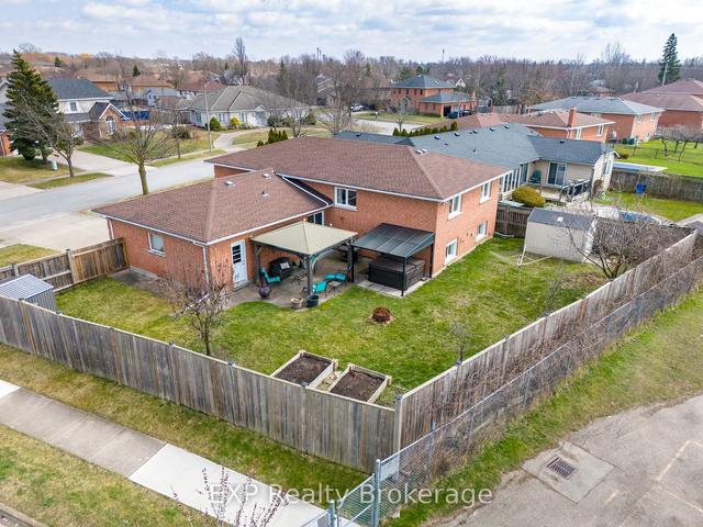 3901 Glenoaks Ave, House detached with 3 bedrooms, 3 bathrooms and 4 parking in Niagara Falls ON | Image 28