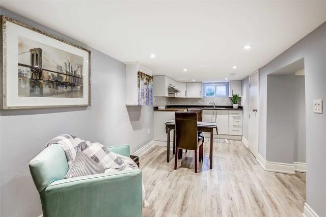 16 Seventeenth St, House detached with 3 bedrooms, 2 bathrooms and 4 parking in Toronto ON | Image 9