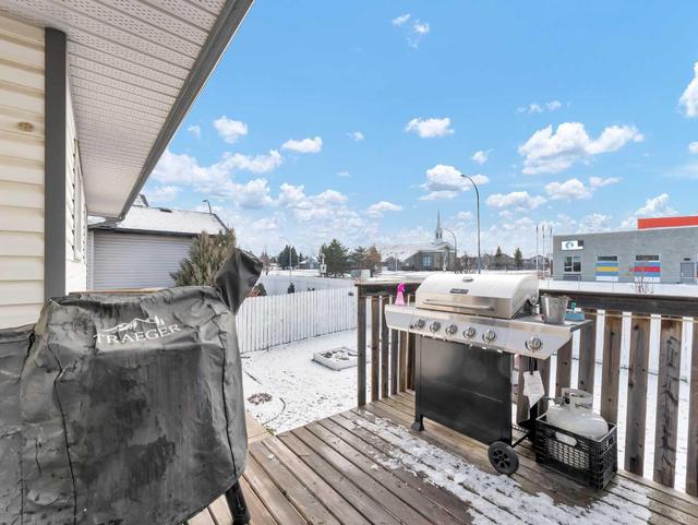 15 Sunrise Street Sw, House detached with 5 bedrooms, 3 bathrooms and 4 parking in Medicine Hat AB | Image 36