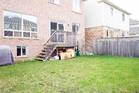 855 Watson Terr, House detached with 3 bedrooms, 3 bathrooms and 2 parking in Milton ON | Image 9