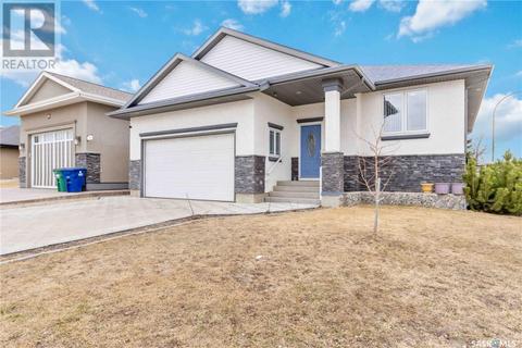 75 Briarvale Crescent, House detached with 5 bedrooms, 4 bathrooms and null parking in Saskatoon SK | Card Image