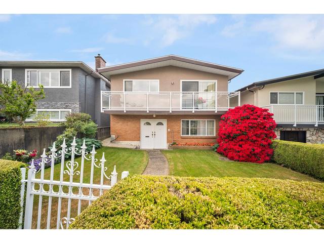 3560 Moscrop Street, Vancouver, BC, V5R5N8 | Card Image