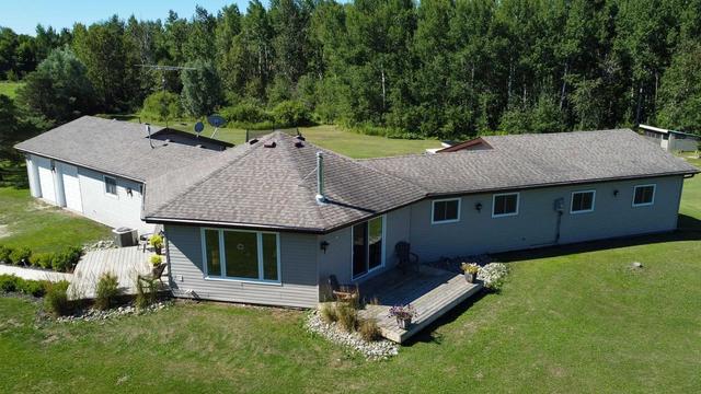 096150 4th Line Sw Line, House detached with 3 bedrooms, 1 bathrooms and 10 parking in Melancthon ON | Image 24