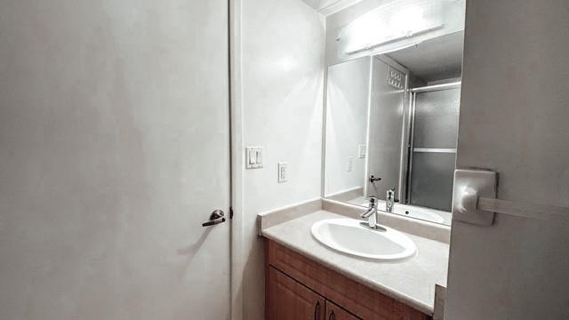 232 - 600 Fleet St, Condo with 0 bedrooms, 1 bathrooms and 0 parking in Toronto ON | Image 2