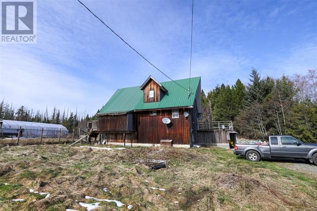 1803 Twin Peaks Rd, House detached with 2 bedrooms, 2 bathrooms and null parking in Mount Waddington C BC | Image 6