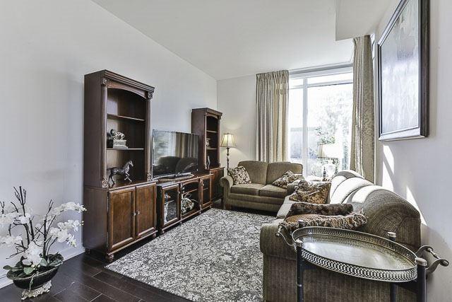 Th01 - 125 Mcmahon Dr, Townhouse with 3 bedrooms, 4 bathrooms and 2 parking in Toronto ON | Image 10