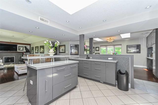 1 Torch Lane, House detached with 4 bedrooms, 3 bathrooms and 10 parking in Guelph ON | Image 7