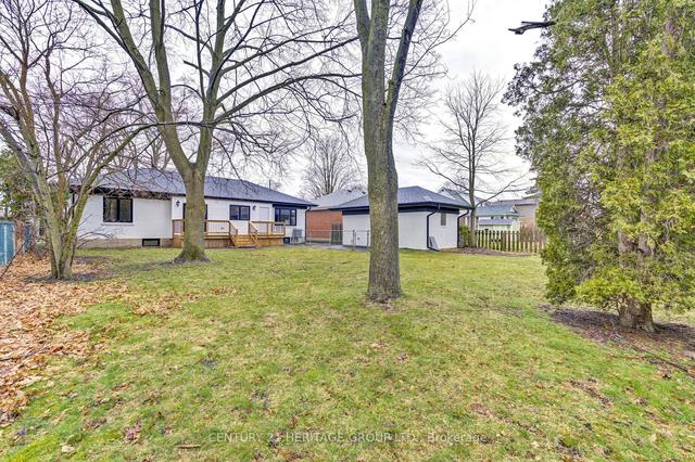 70 Devon St, House detached with 2 bedrooms, 2 bathrooms and 4 parking in Brantford ON | Image 15