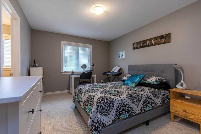 1102 Woodhaven Dr, House detached with 4 bedrooms, 4 bathrooms and 4 parking in Kingston ON | Image 26