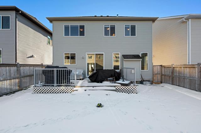 532 Windbrook Heights Sw, House detached with 4 bedrooms, 3 bathrooms and 4 parking in Calgary AB | Image 27