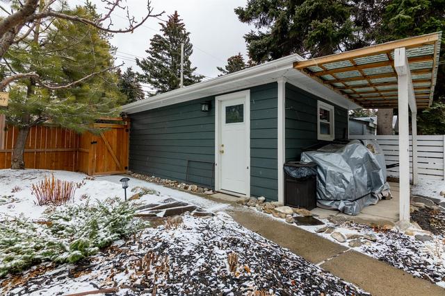 4212 45 Street Sw, House detached with 3 bedrooms, 3 bathrooms and 3 parking in Calgary AB | Image 8