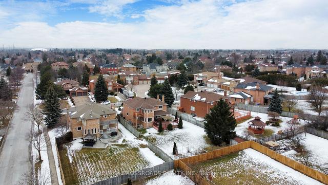 4 Snowcrest Crt, House detached with 5 bedrooms, 4 bathrooms and 9 parking in Markham ON | Image 33