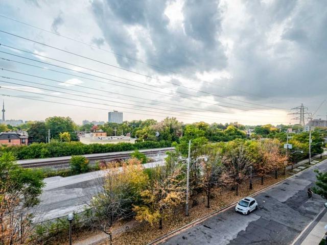 340 - 380 Macpherson Ave, Condo with 2 bedrooms, 1 bathrooms and 1 parking in Toronto ON | Image 18