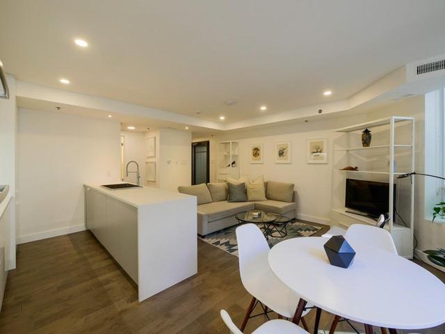 th1 - 127 Queen St, Townhouse with 2 bedrooms, 2 bathrooms and 1 parking in Toronto ON | Image 6