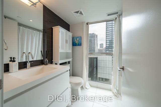 915 - 75 Queens Wharf Rd, Condo with 2 bedrooms, 2 bathrooms and 1 parking in Toronto ON | Image 4