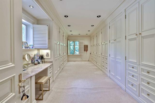 11 High Point Rd, House detached with 9 bedrooms, 14 bathrooms and 26 parking in Toronto ON | Image 18