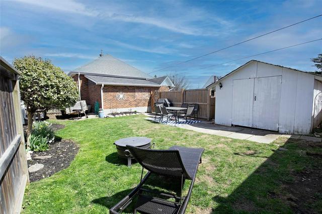 128 Cadillac Ave N, House detached with 2 bedrooms, 2 bathrooms and 4 parking in Oshawa ON | Image 26
