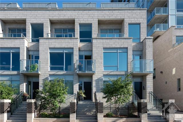 420 Sparks Street, Townhouse with 2 bedrooms, 4 bathrooms and 2 parking in Ottawa ON | Image 1