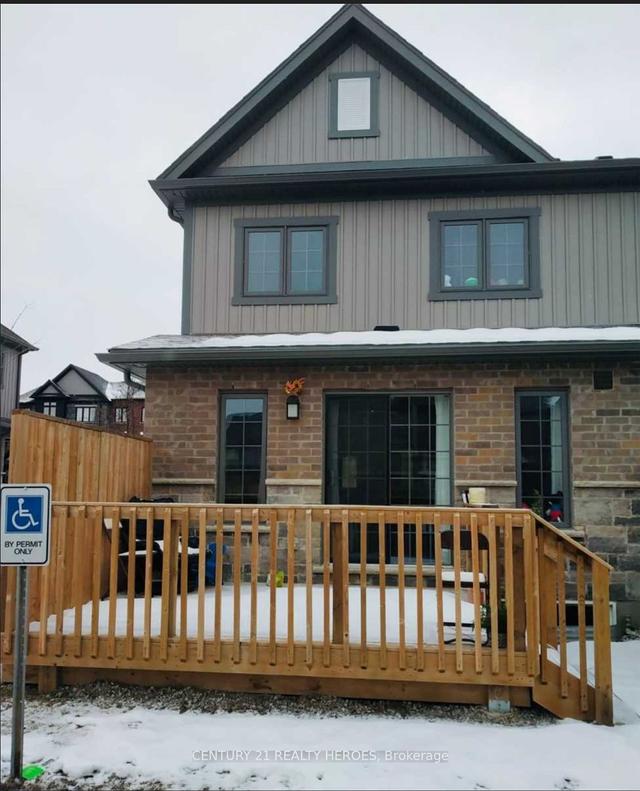 157 South Creek Dr, Townhouse with 3 bedrooms, 3 bathrooms and 2 parking in Kitchener ON | Image 2