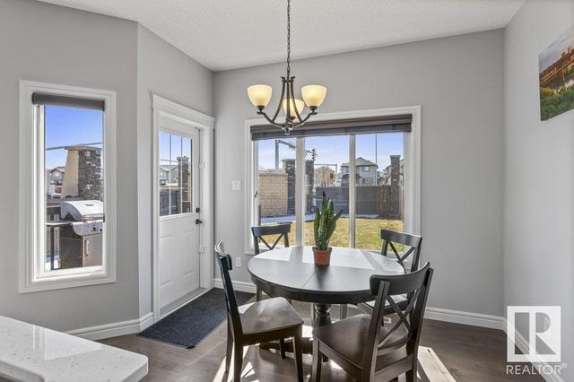 3905 167a Av Nw, House semidetached with 3 bedrooms, 2 bathrooms and null parking in Edmonton AB | Image 17