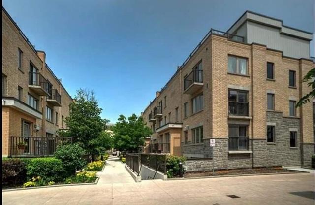 104 - 15 Foundry Ave, Townhouse with 2 bedrooms, 2 bathrooms and 1 parking in Toronto ON | Image 1