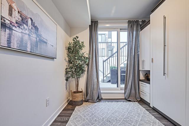 16 - 20 Ed Clark Gdns, Townhouse with 3 bedrooms, 2 bathrooms and 1 parking in Toronto ON | Image 26