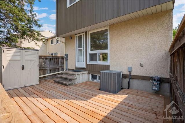1214 Lassiter Terrace, Townhouse with 3 bedrooms, 2 bathrooms and 1 parking in Ottawa ON | Image 27
