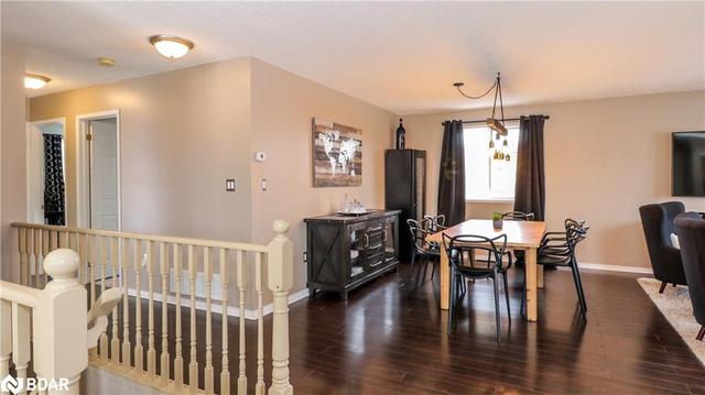 14 Canary Reed Court, House detached with 4 bedrooms, 2 bathrooms and 5 parking in Barrie ON | Image 13